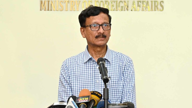 আলোচনার মাধ্যমে ভারত ও পাকিস্তান সমস্যার সমাধান চা...