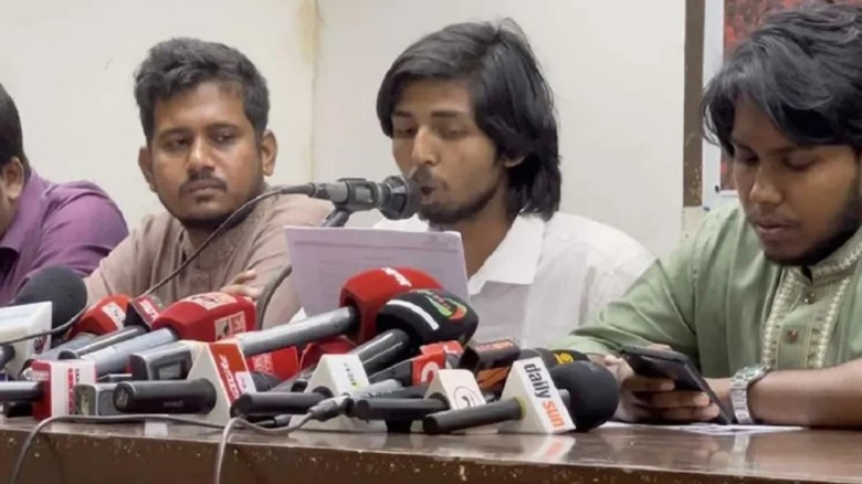 আ.লীগের দোসর আখ্যা দিয়ে ৪৪ সচিব ও ৯৫ ম্যাজিস্ট্রেট...