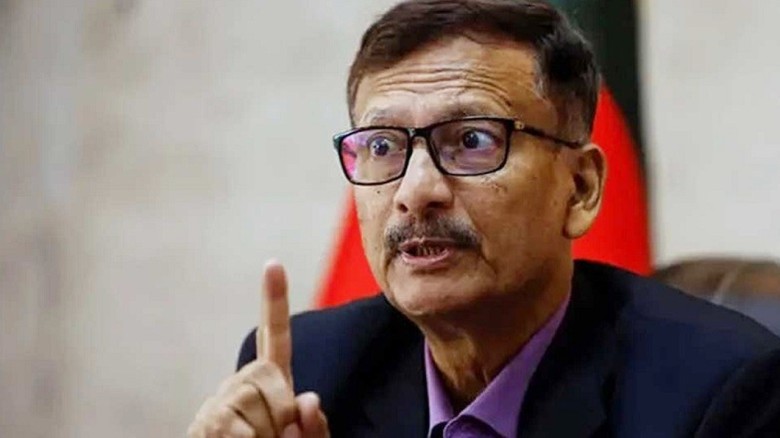 নিজেই দায়িত্ব থেকে সরে যেতে চান পররাষ্ট্র সচিব...
