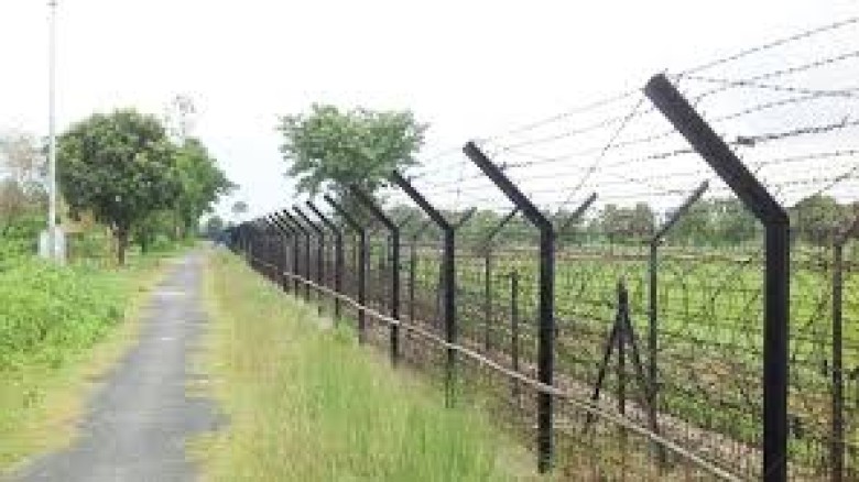 সীমান্তে ২ বাংলাদেশিকে বিএসএফের গুলি...
