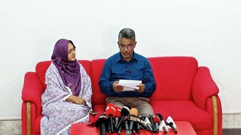 ডাকসু নির্বাচনে দ্বিতীয় দিনে মনোনয়নপত্র নিয়েছেন...