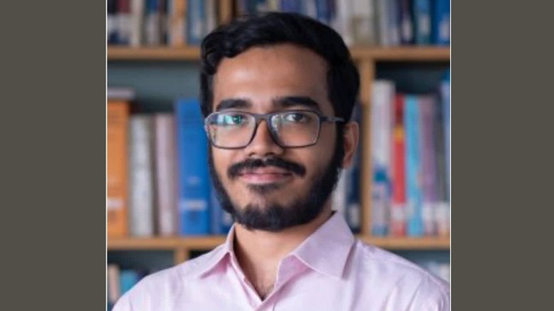 ডাকসুতে বিজয়ী নারীদের ‘গৃহদাসী’ বলায় ব্র্যাক গবেষকের বিরুদ্ধে অভিযোগ