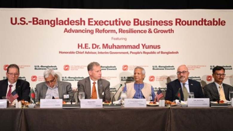 মার্কিন কোম্পানিগুলোকে আরও বিনিয়োগের আহ্বান প্রধান উপদেষ্টার