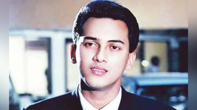 ‘আমার প্রিয় নায়কের বুকে আমি নিজেই ছুরি চালাই’