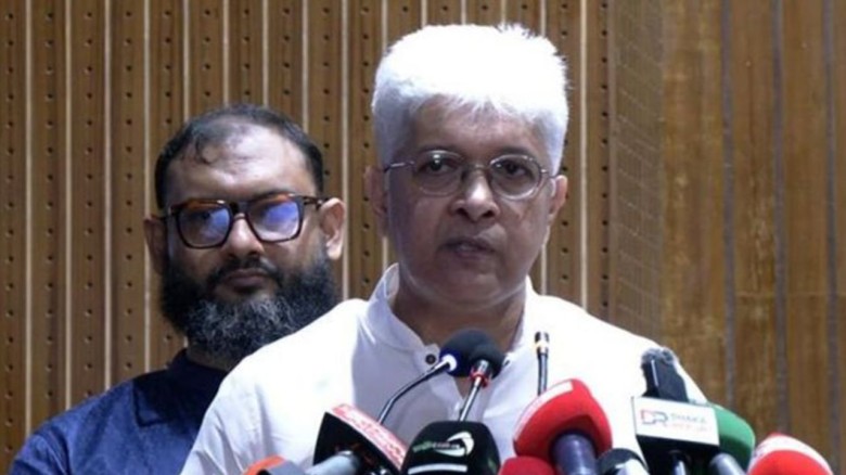 ফ্যাসিবাদ পরাজিত হলেও মাঝে মাঝেই ছায়া ফ ফ্যাসিবাদ পরাজিত হলেও মাঝে মাঝেই ছায়া ফ