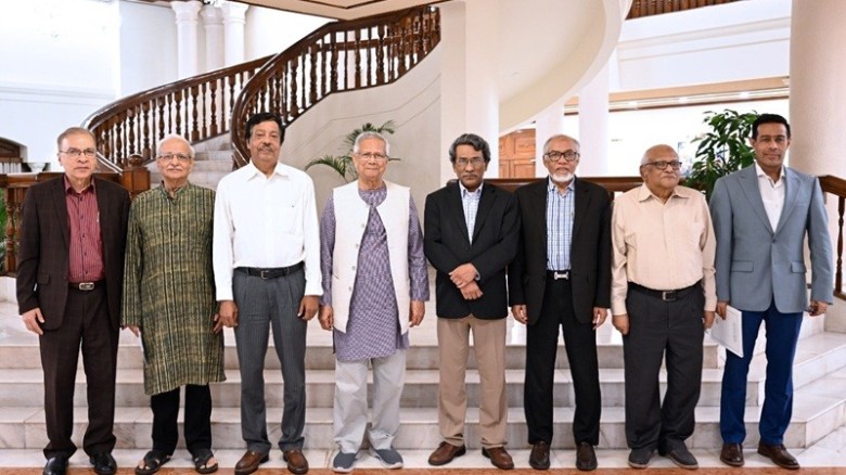 অনৈক্য রেখেই কাজ শেষ ঐকমত্য কমিশনের অনৈক্য রেখেই কাজ শেষ ঐকমত্য কমিশনের