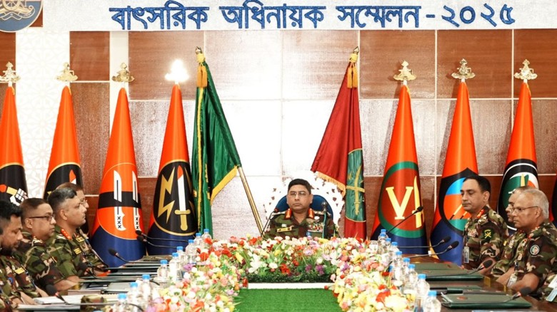 কঠিন চ্যালেঞ্জ মোকাবিলায় প্রস্তুত থাকার আহ্বান সেনাপ্রধানের