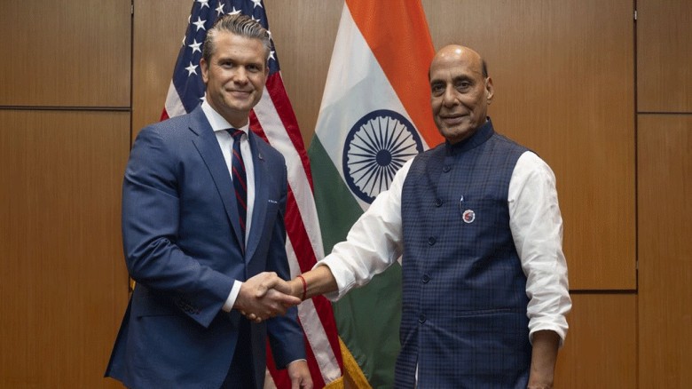 যুক্তরাষ্ট্র ও ভারতের মধ্যে ১০ বছর মেয়াদি প্রতিরক্ষা চুক্তি