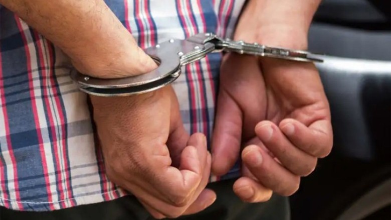 রাজধানীতে আ.লীগের ঝটিকা মিছিল, গ্রেপ্তার রাজধানীতে আ.লীগের ঝটিকা মিছিল, গ্রেপ্তার