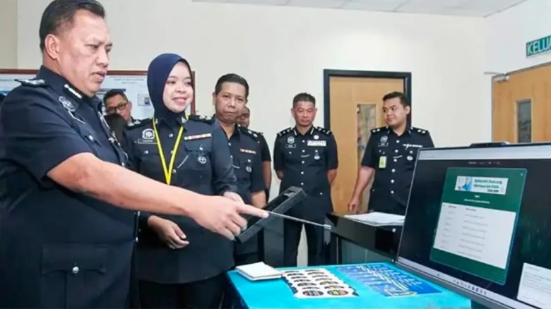 মালয়েশিয়ায় বাংলাদেশিসহ গ্রেপ্তার ৭৯০ মালয়েশিয়ায় বাংলাদেশিসহ গ্রেপ্তার ৭৯০