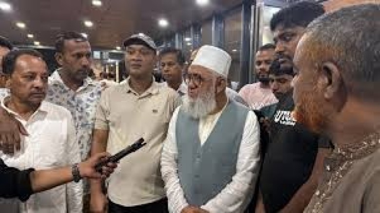 এরশাদ উল্লাহর খোঁজ নিতে হাসপাতালে জামায়াত প্রার্থী...