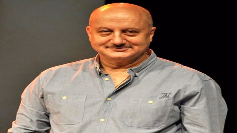 পুরনো ছবির পারিশ্রমিক নিয়ে অনুপম খেরের নাটকীয় মুহূর্ত