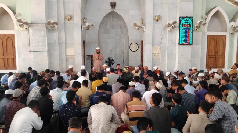 খালেদা জিয়ার সুস্থতা কামনায় ইবি'র বিএনপিপন্থী শিক্ষকদের দোয়া মাহফিল