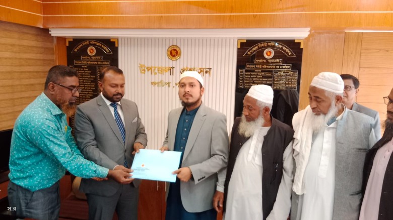 পটুয়াখালী ৩ আসনের সর্বপ্রথম মনোনয়নপত্র সংগ্রহ কর...