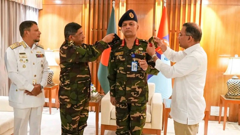 সশস্ত্র বাহিনী বিভাগের নতুন পিএসও লেফটেন্যান্ট জেন...