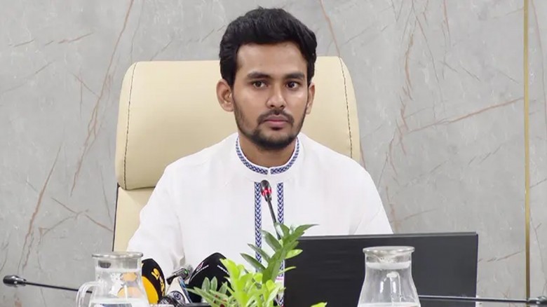 রাজনৈতিক দ্বিমুখী আচরণ গ্রহণযোগ্য নয়: এনসিপি মুখপাত্র