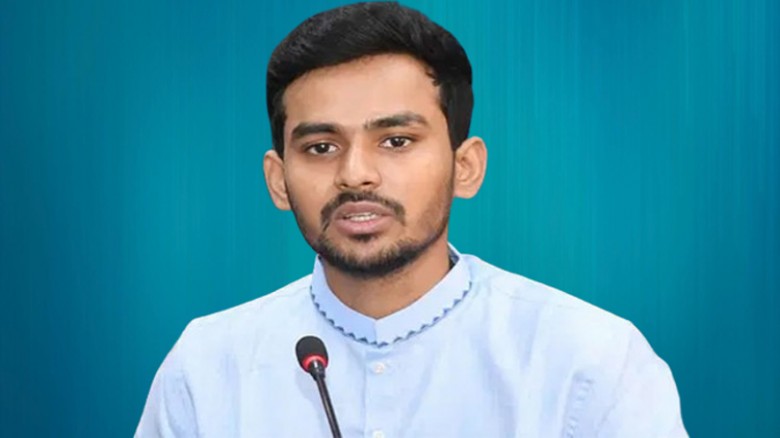 দুদকে আসিফ মাহমুদের বিরুদ্ধে দুর্নীতির অভিযোগ দায়ের