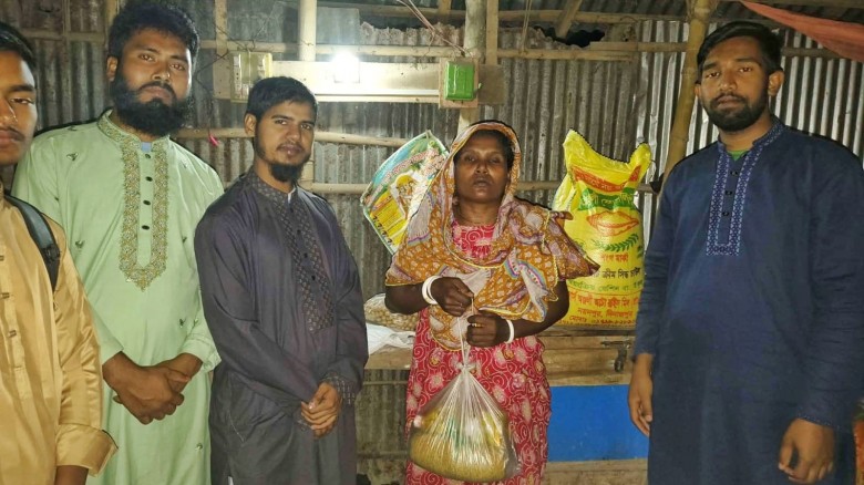 ছবি: মিরর নিউজ