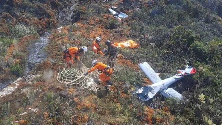 ইন্দোনেশিয়ায় বিধ্বস্ত যাত্রীবাহী হেলিকপ্টার, সব আরোহী নিহত