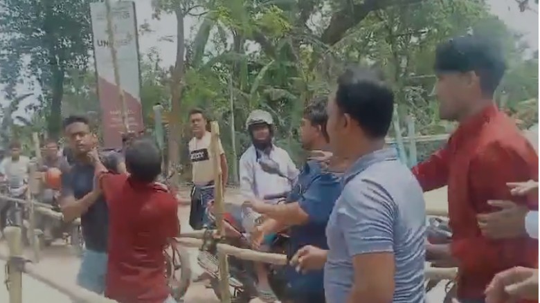 গাইবান্ধার সাদুল্লাপুরে পেট্রোল পাম্পে ঝামেলা, গণধোলাইয়ের শিকার যুবক-