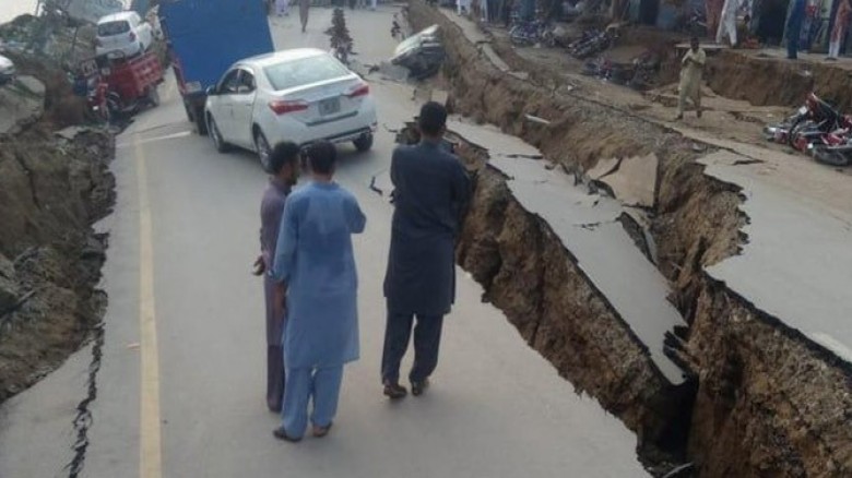 ভূমিকম্পে কাঁপল পাকিস্তান