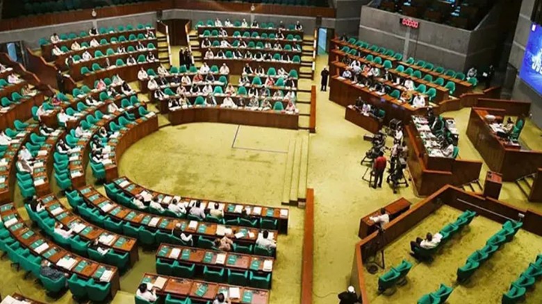 ৬ শর্তে সংসদ অধিবেশন দেখার সুযোগ পাচ্ছেন ১৫০ শিক্ষার্থী