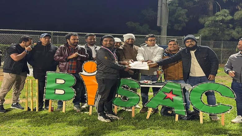 ক্যালিফোর্নিয়ায় বাংলাদেশি শিক্ষার্থীদের বন্ধুর হাত হয়ে ‘বিসাক’