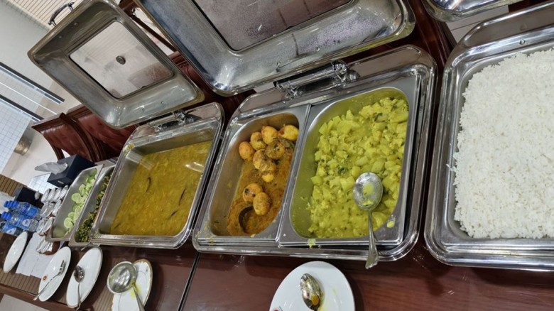 প্রধানমন্ত্রীর অফিসে খাবারের বাজেট ১৫০ টাকা, যেটা আগে ছিল ৫ গুণের বেশি