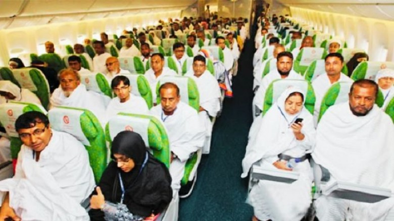 সরকারের হস্তক্ষেপে দেশে ফিরছেন আটকে পড়া ৩৩ জন ওমরাযাত্রী