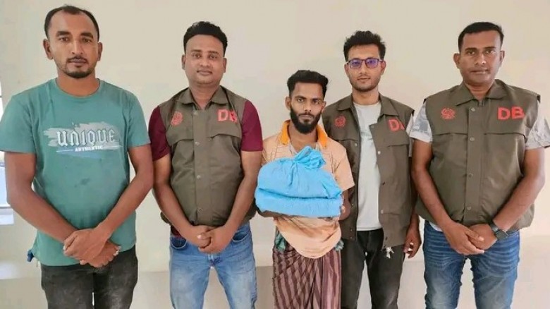 ‎বরগুনায় জেলা গোয়েন্দা শাখা (ডিবি) বিশেষ অভিযানে গাঁজা সহ ০১ জন আসামী গ্রেফতার