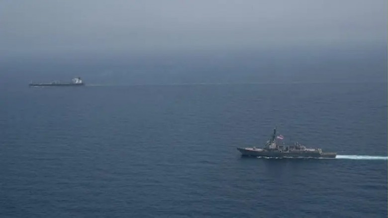 আরব সাগরে পণ্যবাহী জাহাজ জব্দ করেছে যুক্তরাষ্ট্র