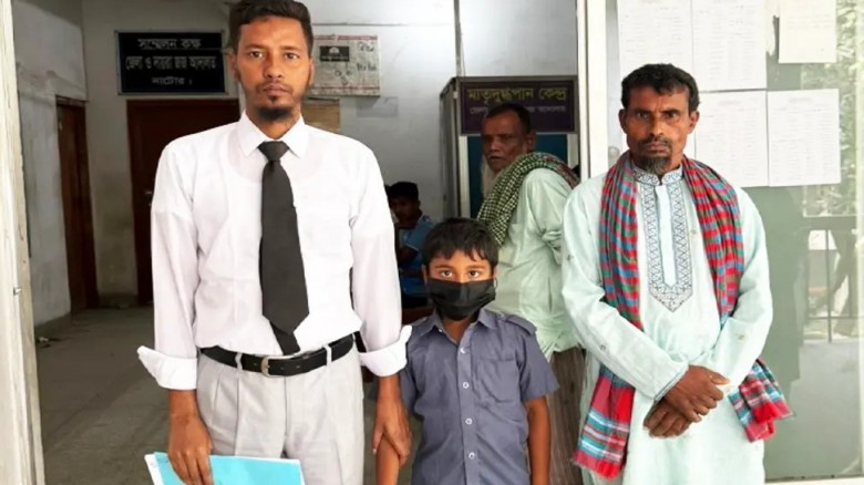 নাটোরে সাত বছরের শিশুর নামে মামলা, আদালতে জামিন