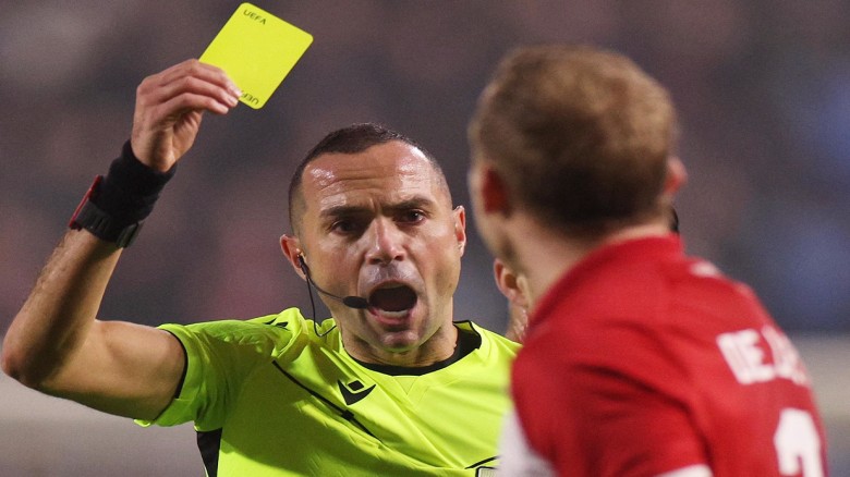 বদলে যাচ্ছে ফুটবলের নিয়ম, হলুদ কার্ডে আর কাটা পড়বে না সেমিফাইনাল