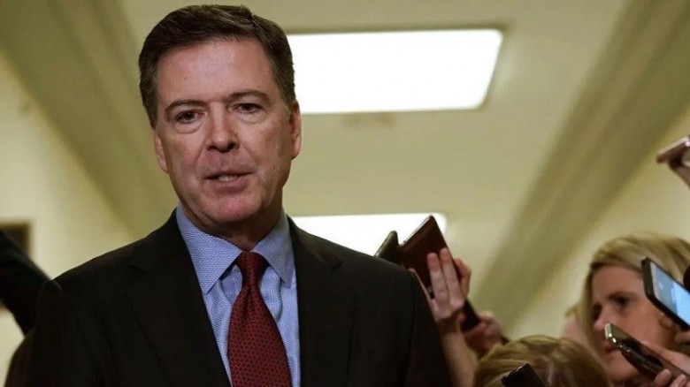 ট্রাম্পকে ‘হত্যার হুমকি’ অভিযোগে অভিযুক্ত সাবেক এফবিআই প্রধান জেমস কোমি