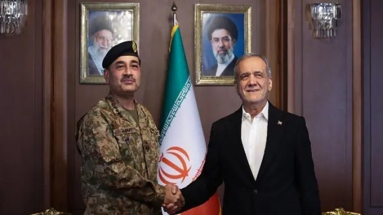 মার্কিন অবরোধ উপেক্ষা করে ইরানের পাশে পাকিস্তান