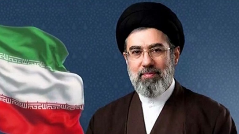 মধ্যপ্রাচ্যে অস্থিরতার জন্য মার্কিন ঘাঁটিকে দায়ী করলেন খামেনি