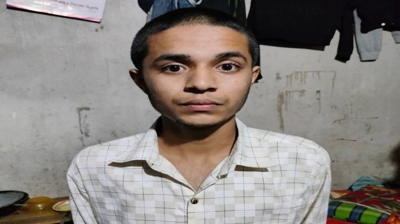 পলাশবাড়ীতে স্কুলছাত্রী ধর্ষণ মামলার প্রধান আসামি রিফাত গ্রেপ্তার