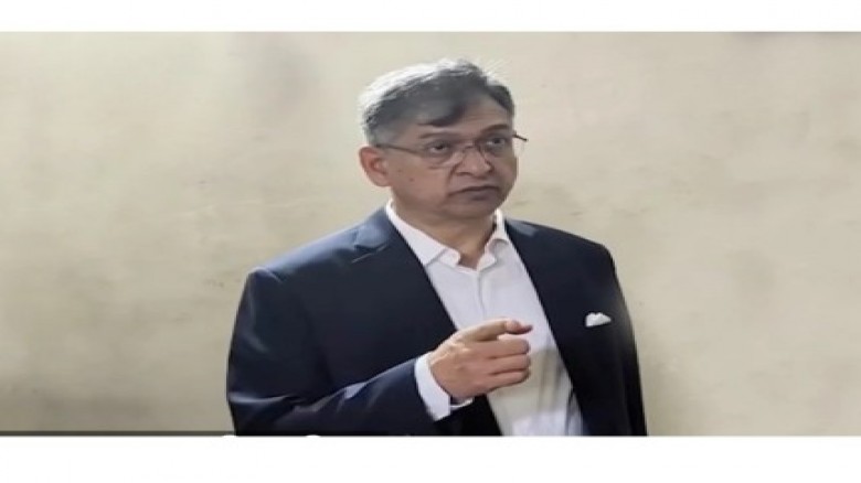 সারাদেশের থানাগুলোকে দালালমুক্ত করার নির্দেশ স্বরাষ্ট্রমন্ত্রীর