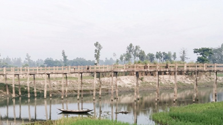 চকেরঘাটে ব্রিজ নির্মাণের দাবিতে জনদাবি জোরালো, ভোগান্তিতে হাজারো মানুষ