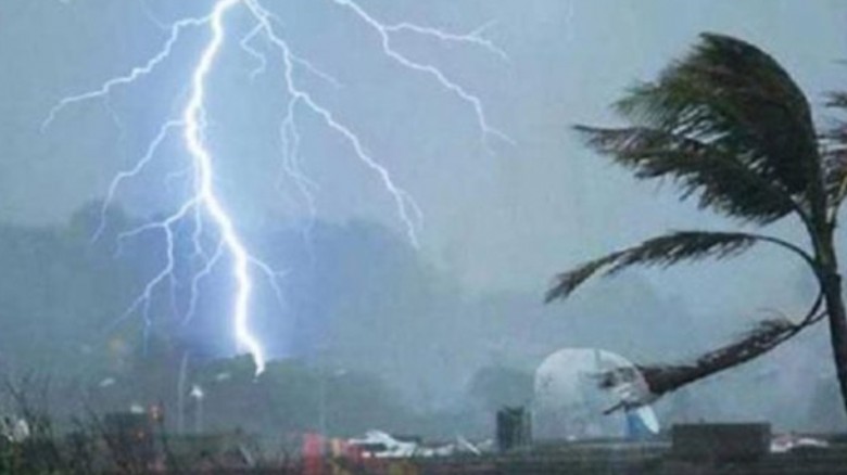নিয়ামতপুরে বজ্রপাতে দুই শ্রমিকের মৃত্যু