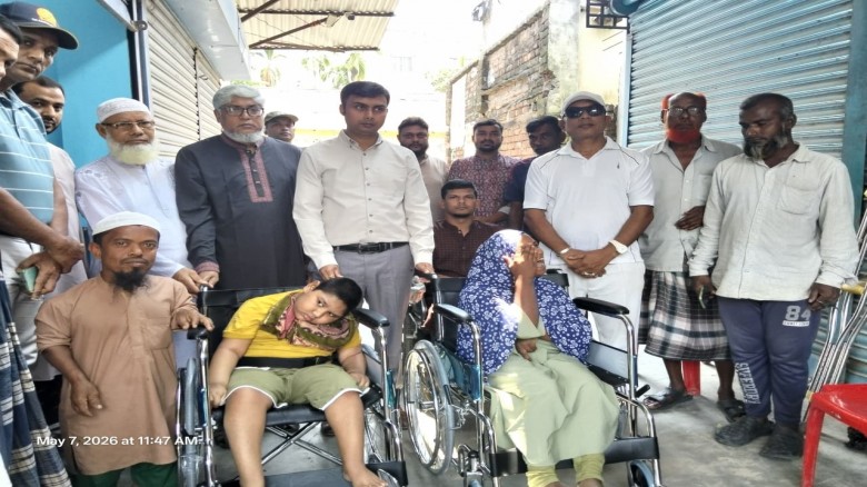 নতুন ঠিকানায় মানবতার আলো, জয়পুরহাটে প্রতিবন্ধীদের পাশে লাল-সবুজ
