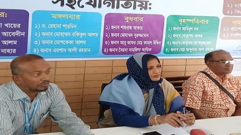 ভর্তি বাণিজ্য ঠেকাতে শিক্ষকদের 'স্পেশাল সেল', প্রতারকদের ‘লাল কার্ড’ শিক্ষার্থীরা