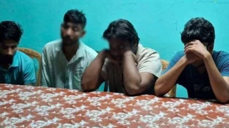 হোস্টেলে সমকামিতা: দুই ছাত্রদল নেতাসহ ৪ জনের সিট বাতিল, খাটলেন জেল।