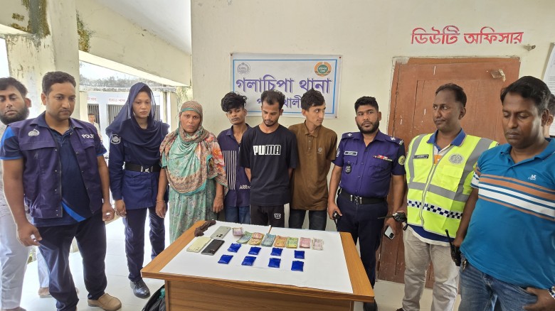 গলাচিপায় ১৫০০ ইয়াবাসহ ৪ মাদক কারবারী গ্রেপ্তার